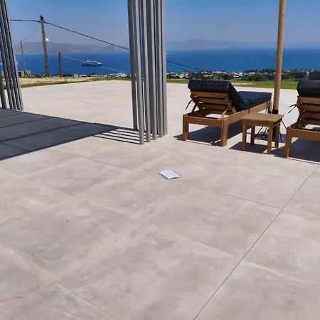 Villa Thalori Suite *